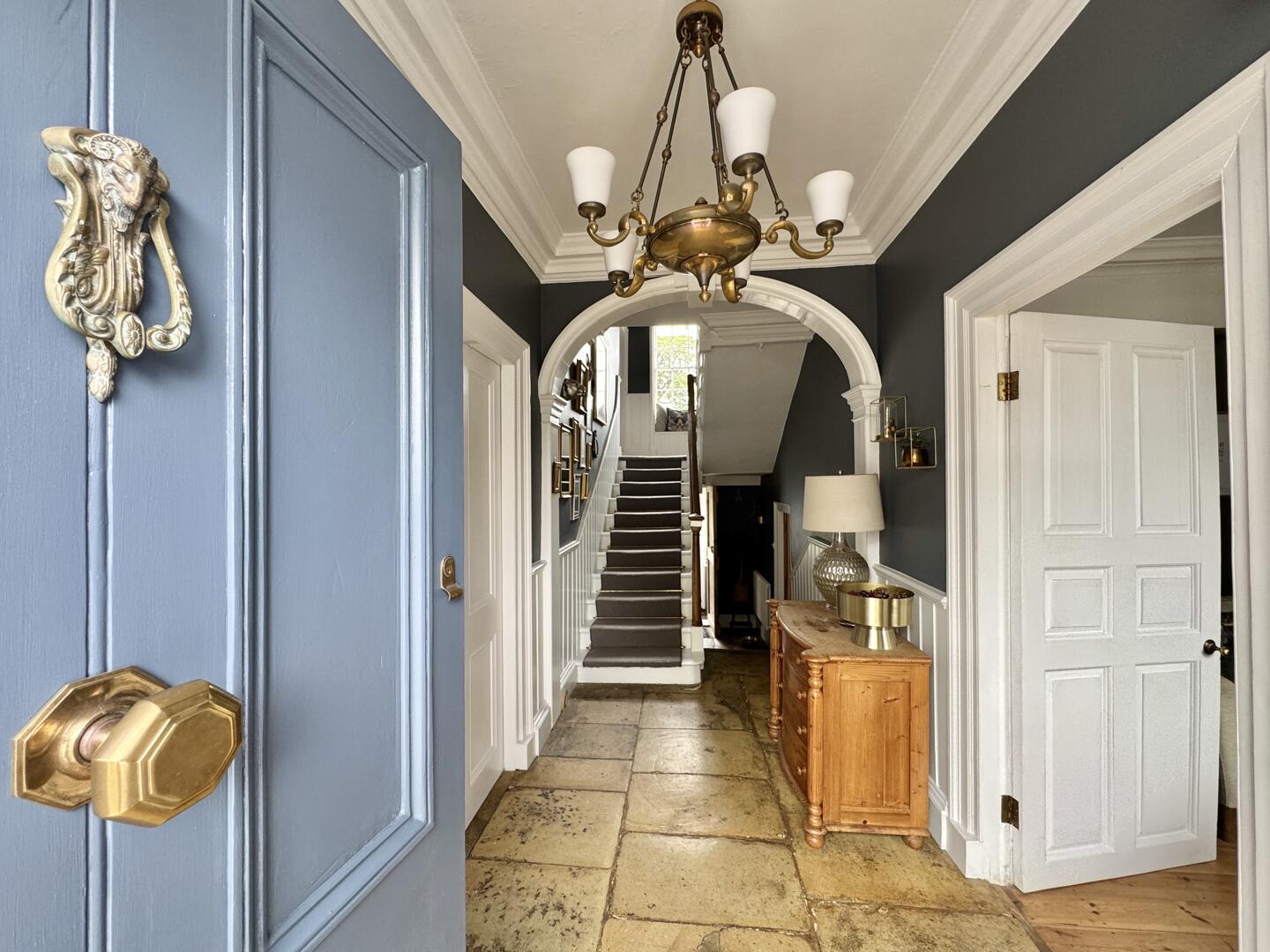 6 bed property in , Newquay